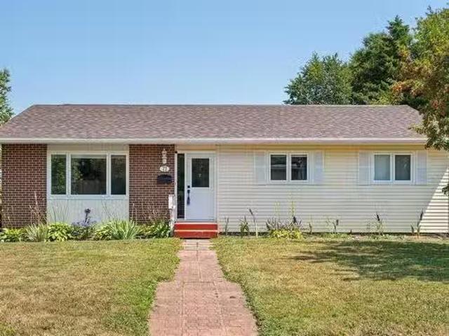71 Cedar Crescent, Dartmouth, NS, B2V 1Y8 house for sale Li.
