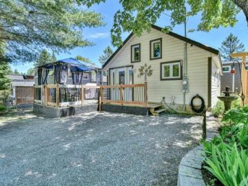 71 Ch. De La Vallée Bleue, Val David, QC, J0T 2N0 house for sale | Listing ID 15848 | Royal LePage