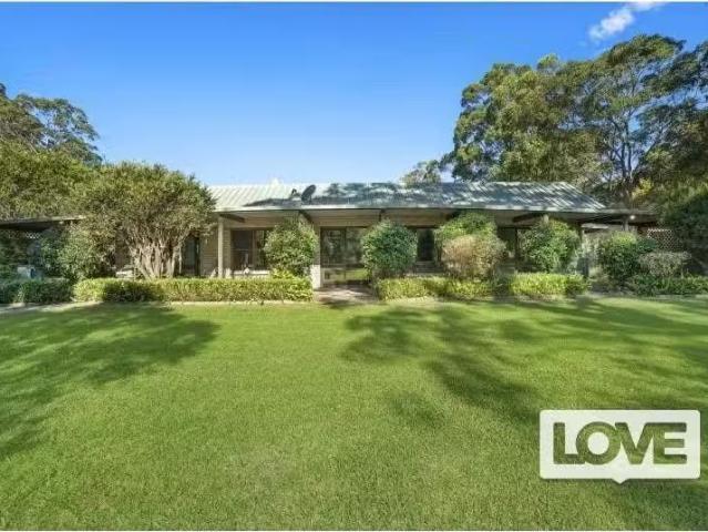 71 Cranford Road, Awaba House for rent Listed by Love Rentals.