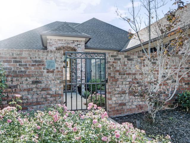 71 Enclave Circle