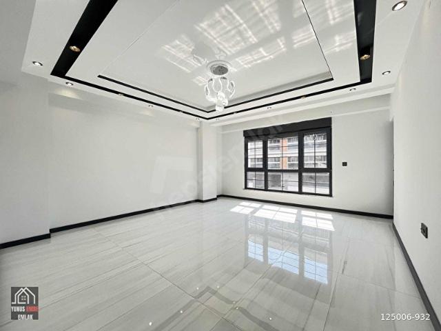 71 EVLER MAH.HASAN DOĞAN TESİS YAK.ULTRA LÜKS SATILIK 3+1 DAİRE