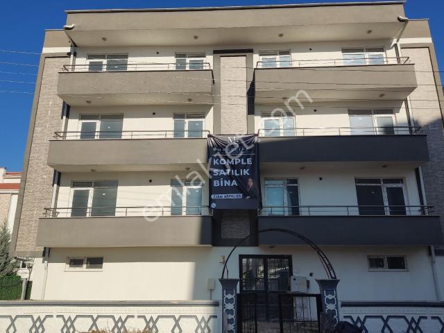 71 Evler Mahallesi 3+1 Õzel Garajlı Komple Satılık Bina