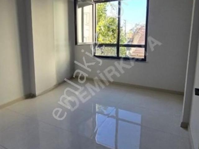 71 Evler Mahallesi 70 M2 2+0 Lüks Daire Fiyat Avantajlı
