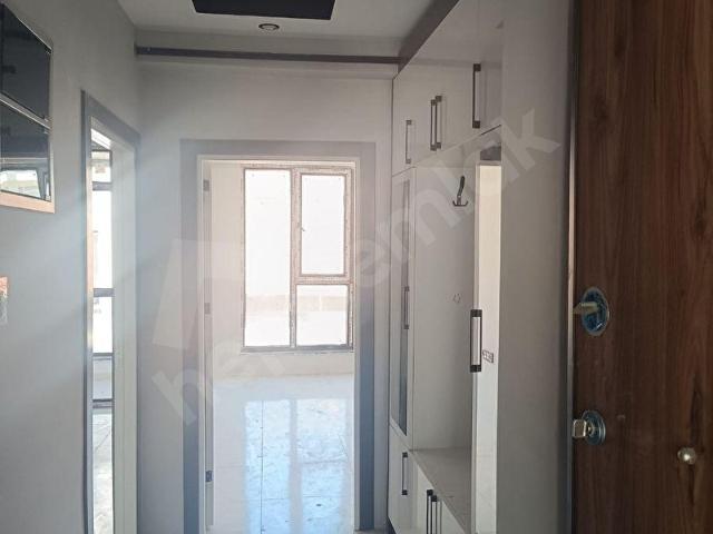 71 EVLER MAHALLESİ SATİLİK YENİ 2+0 DAİRE