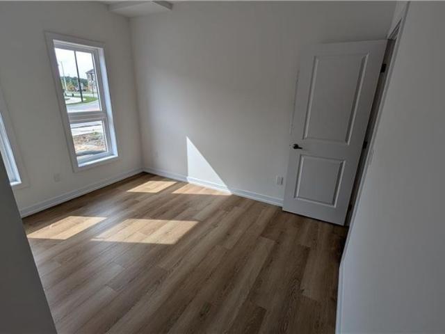 71 GREAT FALLS Boulevard Unit# 53, Hamilton, Ontario, L8B1Y5
