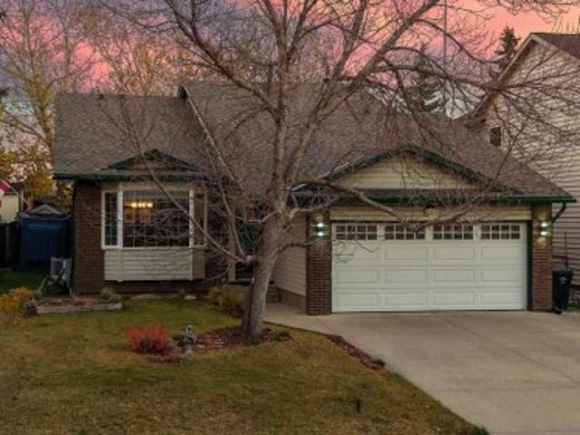 71 Hawkhill Way Nw, Calgary, AB, T3G 3A3 house for sale | Listing ID A2351 | Royal LePage