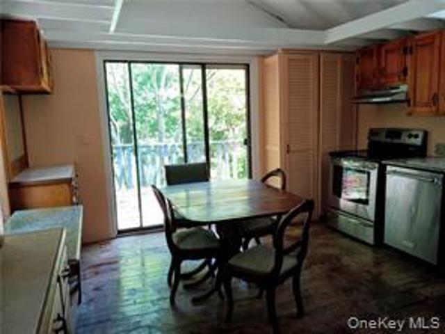 71 Honeywell Lane