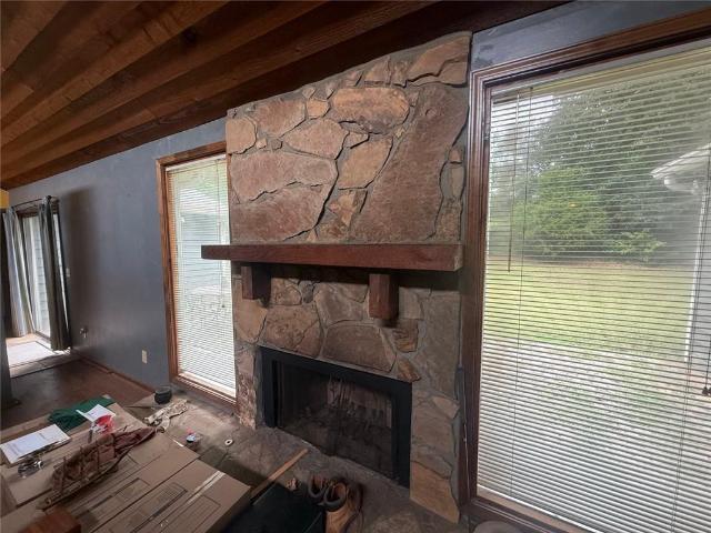 71 Holt Road NE