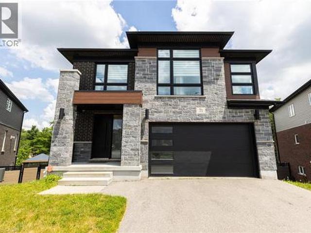 71 Ian Ormston Drive, Kitchener, ON, N2P 2J6 house for sale | Listing ID 40847 | Royal LePage