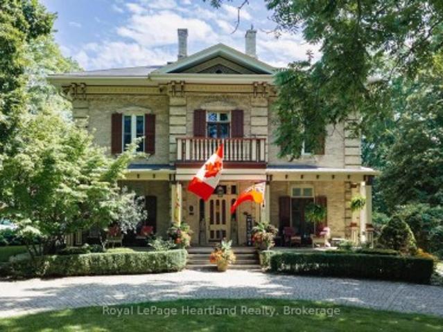 71 Kirk Street, Central Huron Clinton, ON, N0M 1L0 Luxury House for sale | Listing ID X13761 | Royal LePage Carriage Trade Luxury Properties
