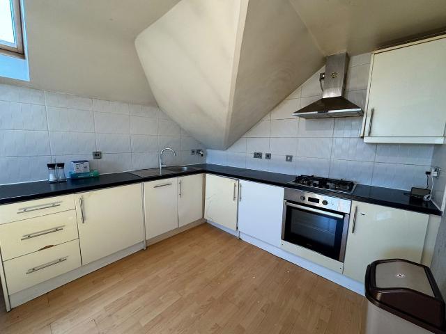 Lampton Road, Hounslow TW3, 2 bed flat to rent, £1,795 pcm | PrimeLocation