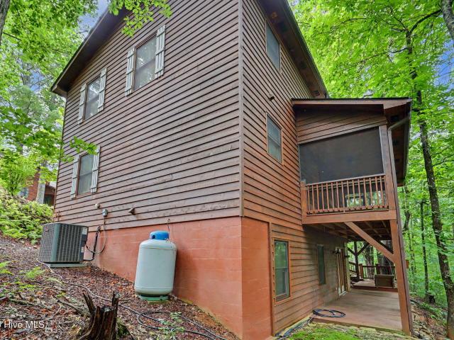 71 Lawrence Drive
