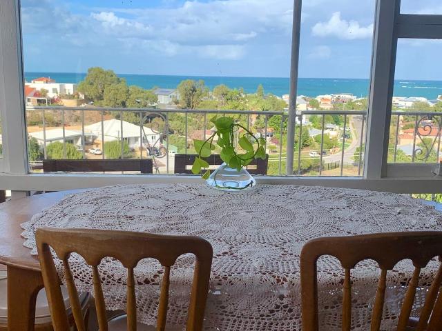 71 Mindarie DriveQuinns Rocks WA 6030, Australia