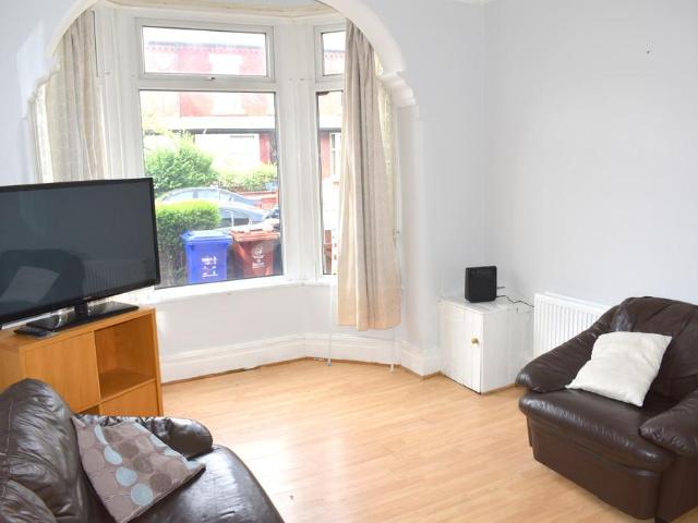 71 Monton Street, Manchester, M14 4GP, United Kingdom | 4 bed townhouse for rent #6297260 | Rentberry