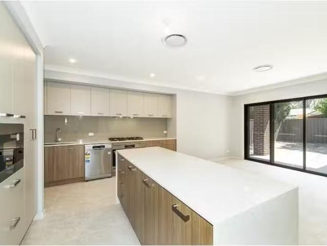 71 Pyramid Street, Emu Plains House for rent Listed by Emu Pl.