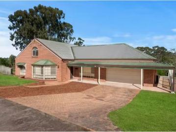 North Richmond, Colo Heights - Swimming pool