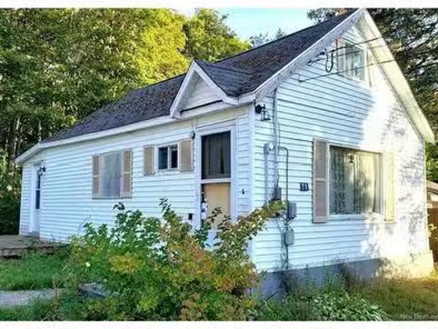 71 Squire St, Sackville, NB, E4L 4L4 house for sale Listing.