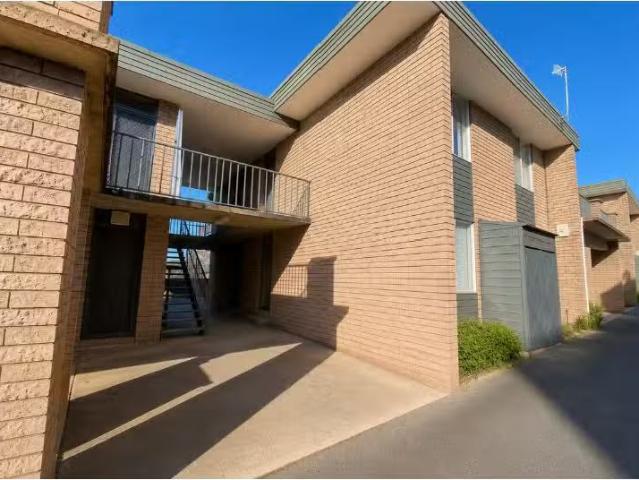 7/1A Joyes Place, Tolland Apartment for rent Listed by Imogen.