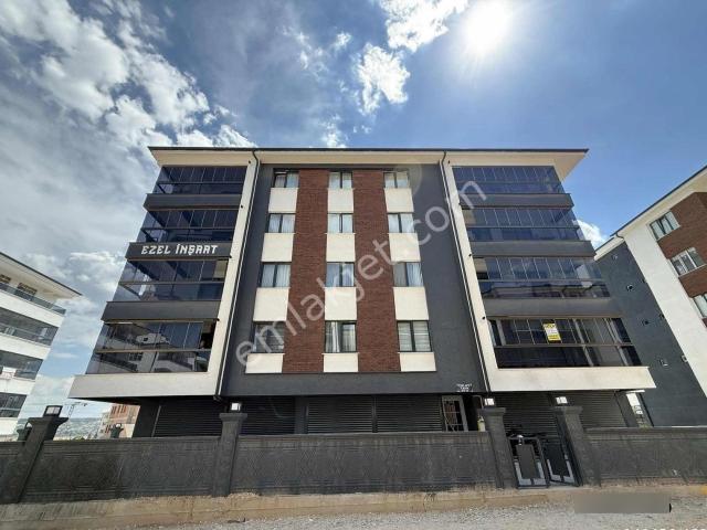 71evler Mah. Albayrak Bulv. Yakını 2+1 110m2 Özel Garajlı Daire
