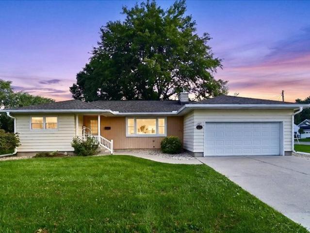 7204 University Ave, Middleton, WI 53562