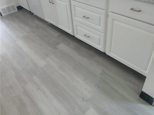 7205 Claybourne