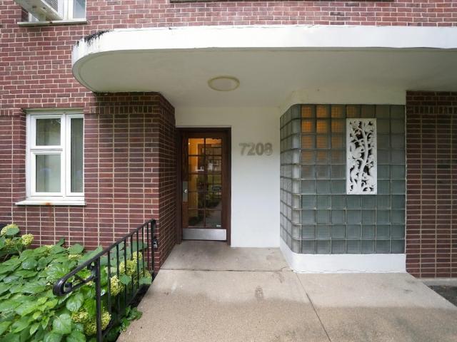 7208 Oak Avenue # 1SW