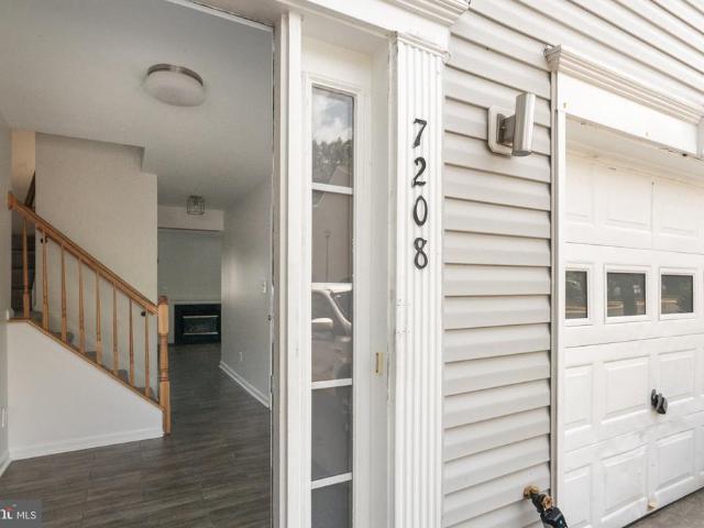 7208 Finch Lane
