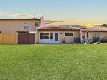 7200 Ulmerton Rd, Unit E3, Largo, FL 33771 | MLS #TB8497