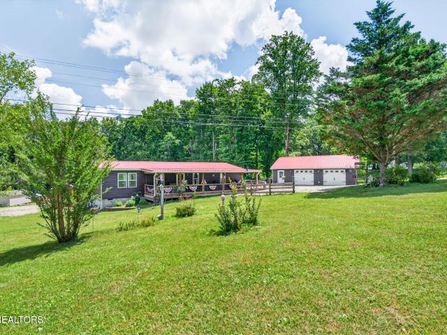 7201 Glade Creek Rd