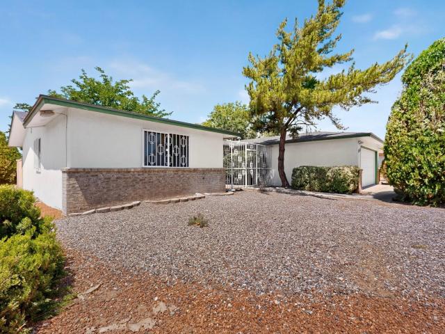 7201 Santa Fe Trail NW