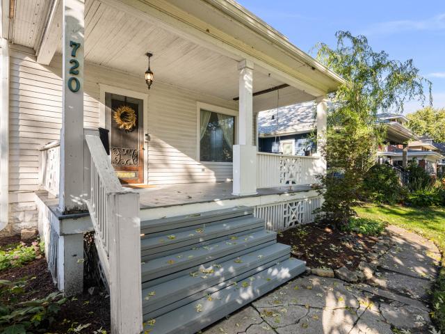 720 E High Street