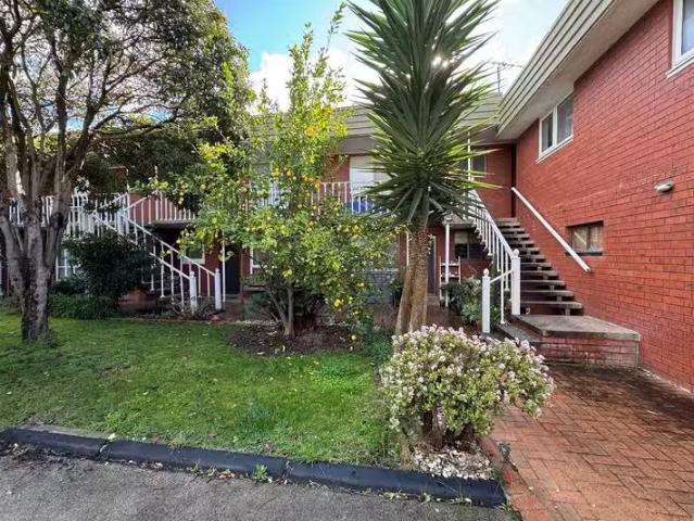 7/20 Heytesbury Street, Herne Hill, VIC 3218 Unit for Rent
