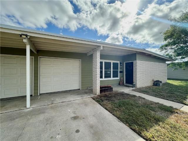 720 Santa Dolores Dr, Kingsville, TX 78363 | MLS #473411