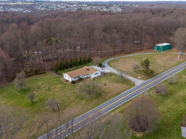720 W Watersville Rd, Mount Airy, MD 21771 | MLS #MDHW2062