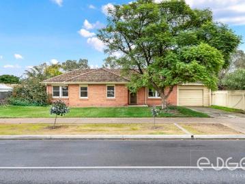 720sqm allotment Ready for a Refresh and Ripe with Potential!