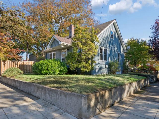 7214 n baltimore ave