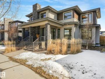 Mactaggart, Edmonton, Alberta - Patio, Garden