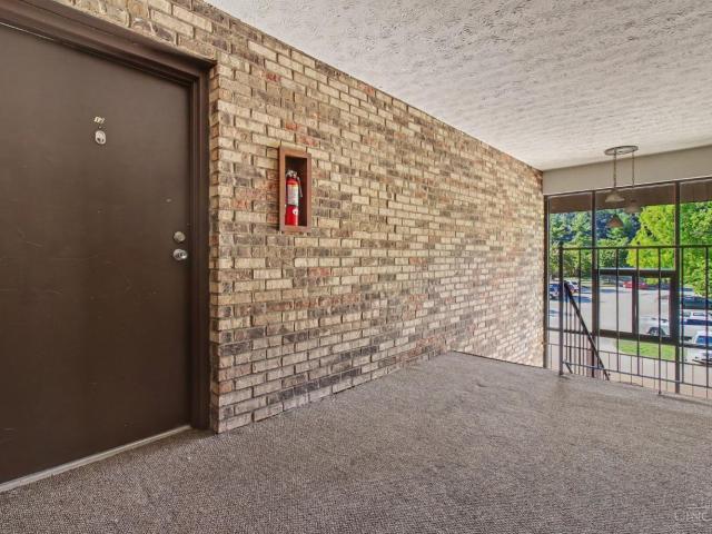 7210 Creekview Drive