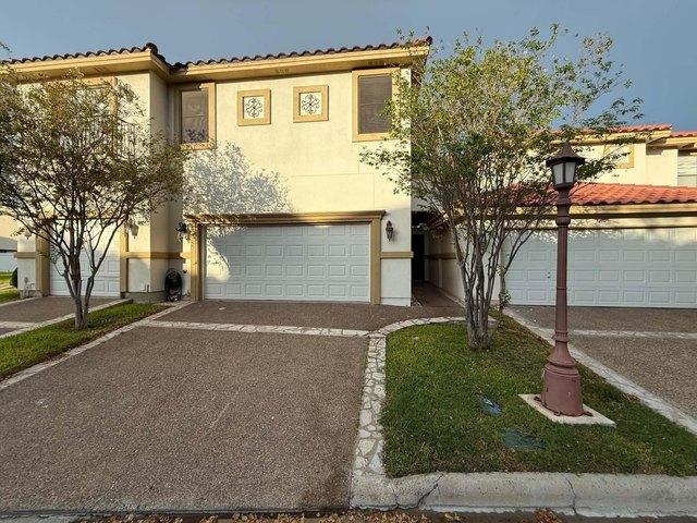 7212 Lake Victoria Rd Unit 7212, Laredo, TX 78041