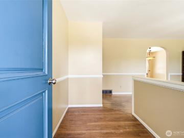7212 th Street SW