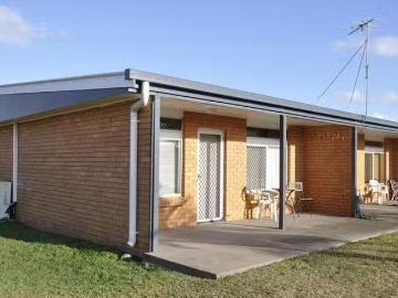 7/21 Owen Jenkins Drive, Sarina Beach, QLD 4737