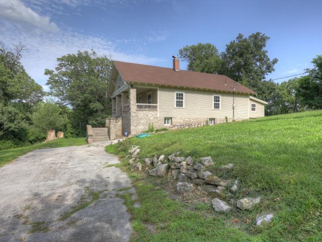 721 W Adams Court