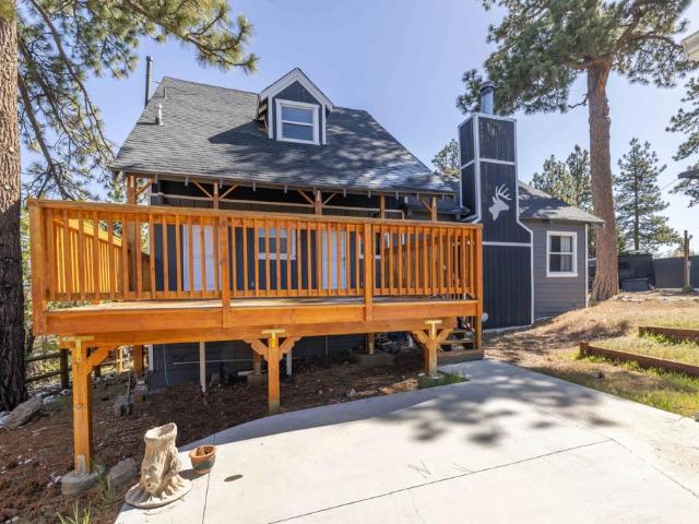 721 Villa Grove Avenue