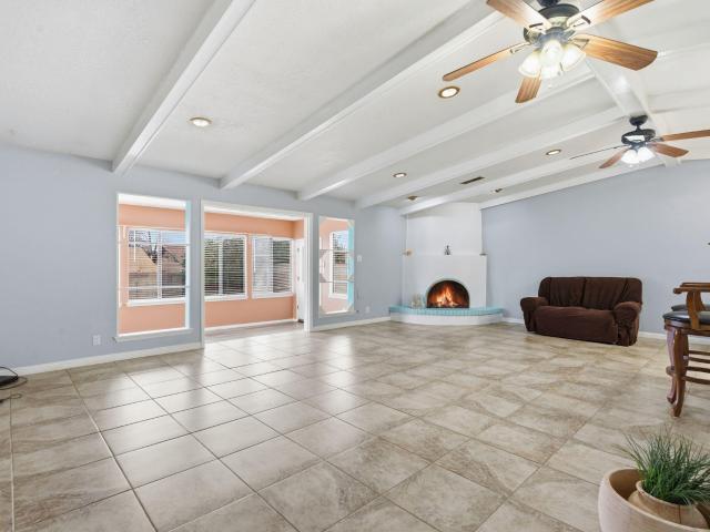 7225 Ticonderoga Road NE