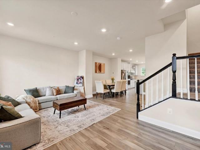 7220 Conley Aly