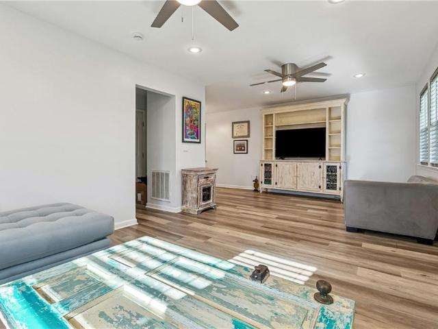 7220 prosperity street