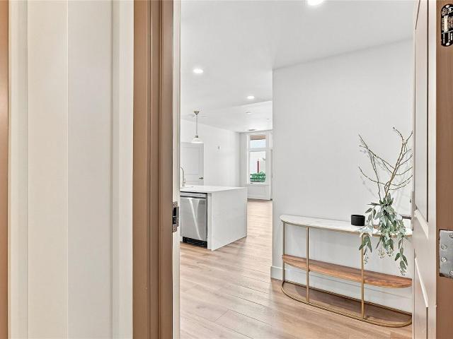 7220 W Bonfils Lane # 302