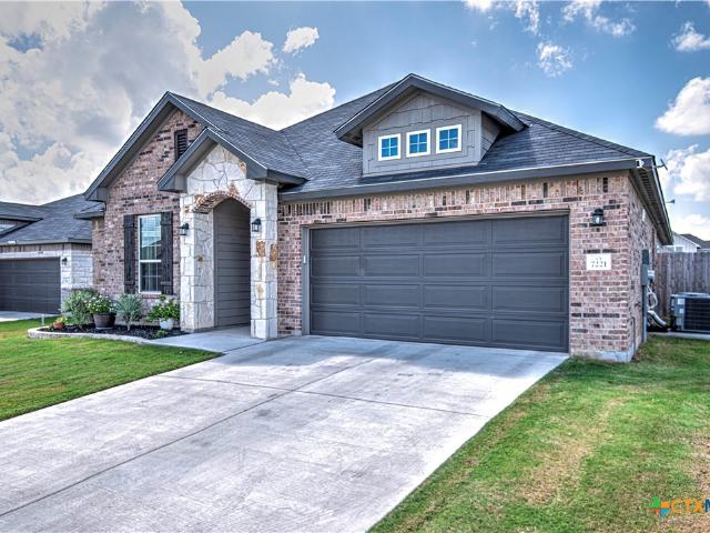 7221 Caladium Drive