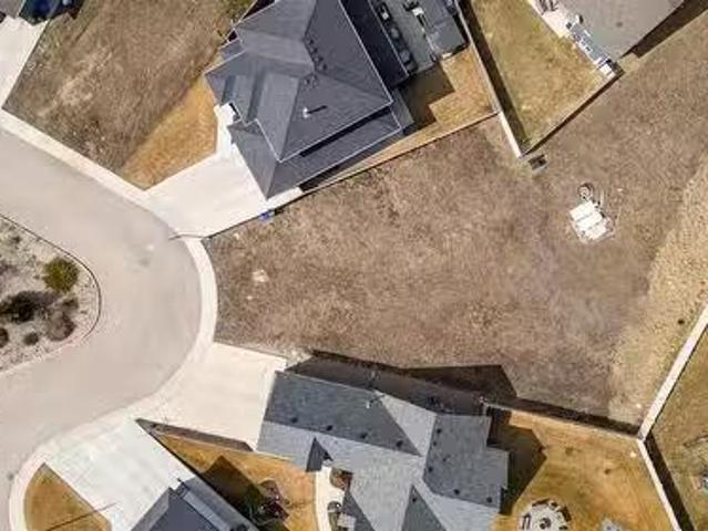 722 32Nd Street W, Prince Albert, SK, S6V 7T5 vacant land fo.