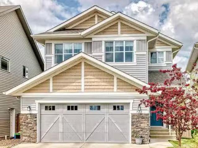 722 37A Avenue, Edmonton, AB, T6T 0S2 house for sale Listin.